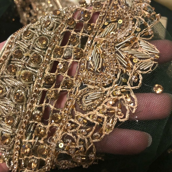 Brand New Indian/Pakistani Bridal Wear in Cream and Green Color - Picture 6 of 7